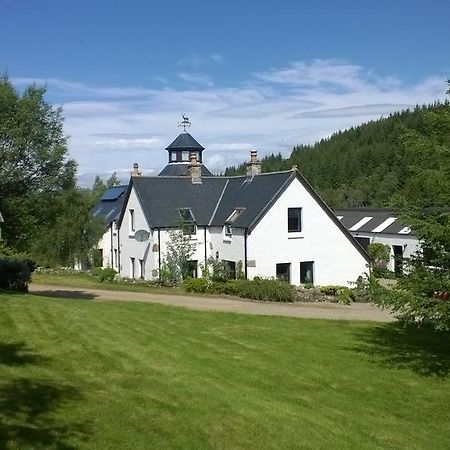 Stronavaich Cairngorm Guest House Томинтул Екстериор снимка