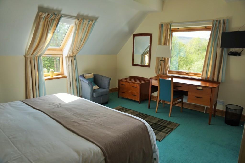 Stronavaich Cairngorm Guest House Томинтул Екстериор снимка